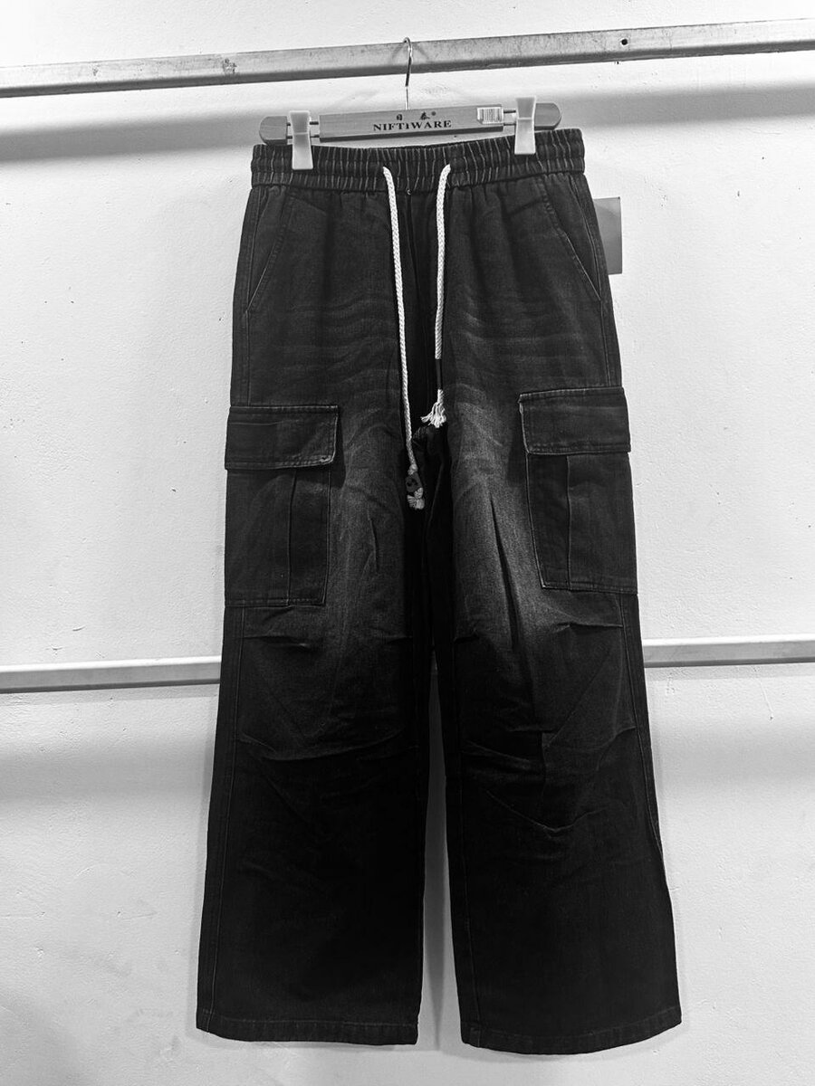 Baggy jeans