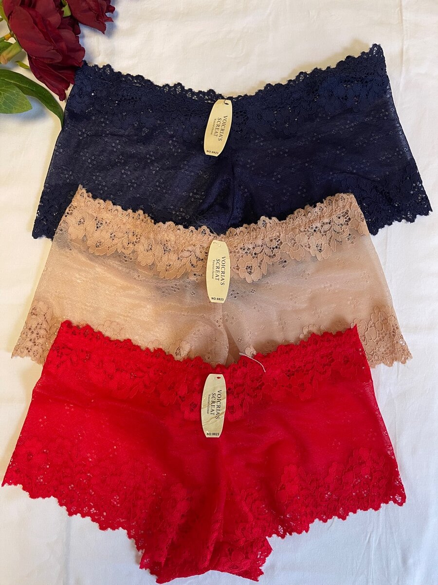 Laced booty shorts