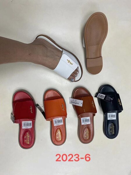Sandales ouvertes