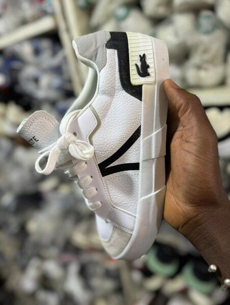 Paire de chaussures