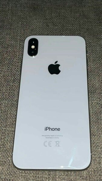 iPhone X 64 gig