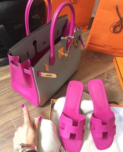 Ladies bag and sandals