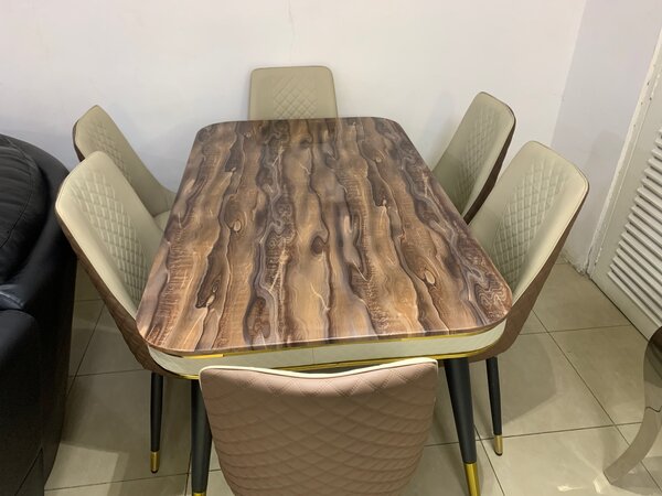 Dining table set