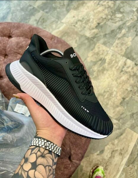 Baskets noires stylées unisexe