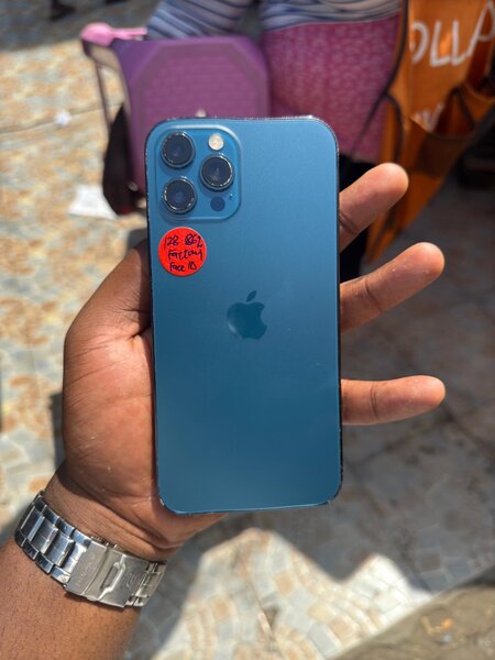 iPhone 12 Pro Max