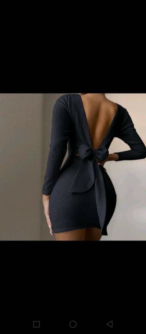 Robe élégante avec détails séducteurs