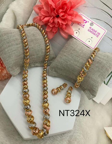 Elegant Jewelry Set