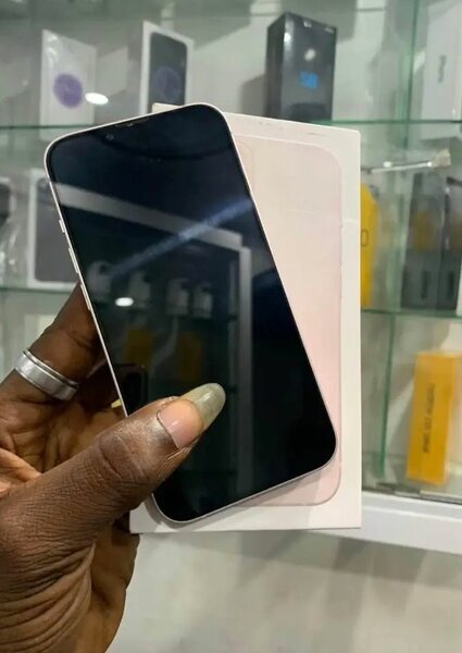 IPHONE 13 Simple
