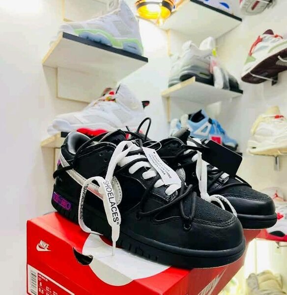 NIKE SB