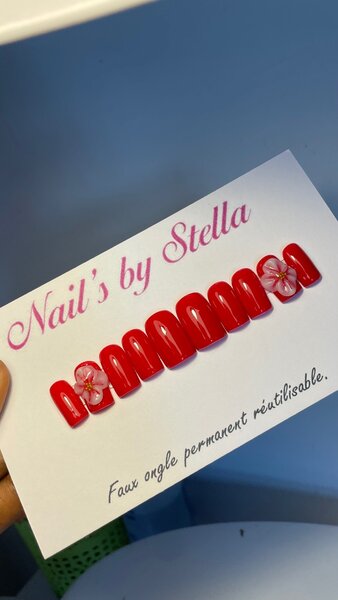 Press on nails