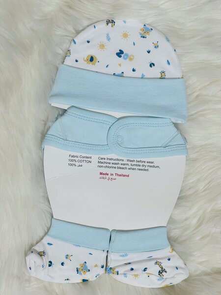Baby cap set