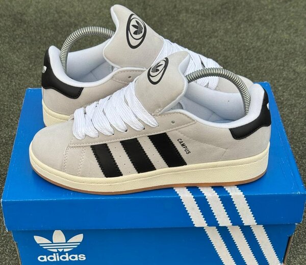 Adidas campus