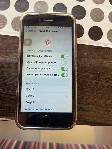 IPHONE 8 64GB