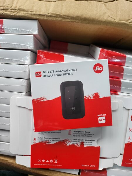 UNIVERSAL MIFI