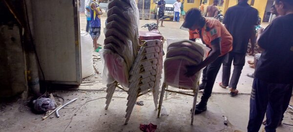 Banquet chair