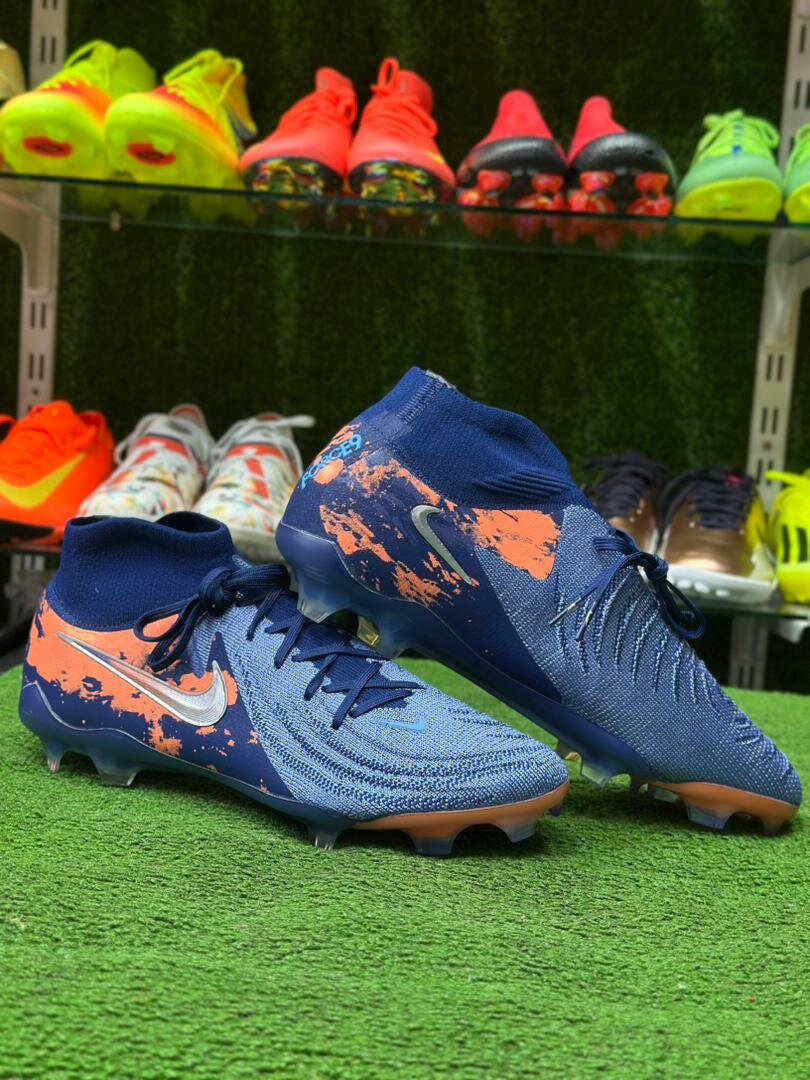 Nike phantom
