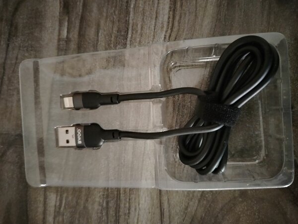 Câble USB iPhone