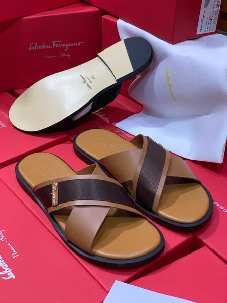 Men slippers