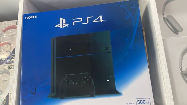 Sony PS4 Console 500GB