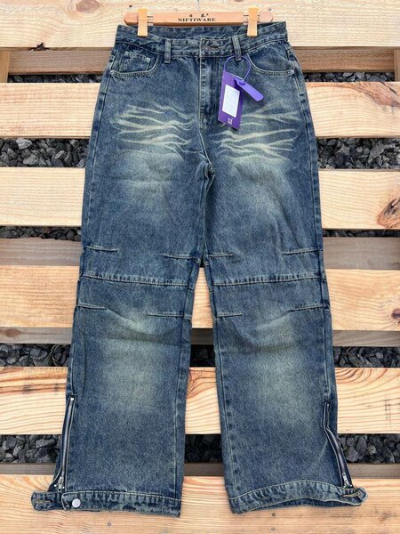 Baggy jeans