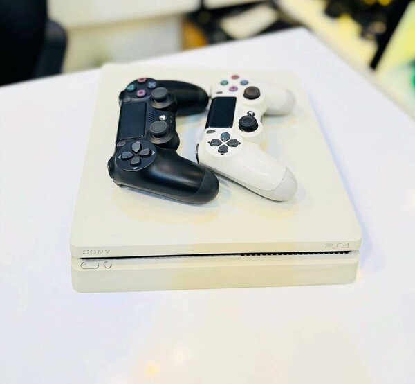 PS4 slim 500GB