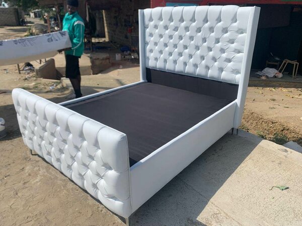 Queen size beds