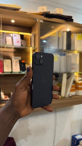 iPhone 15