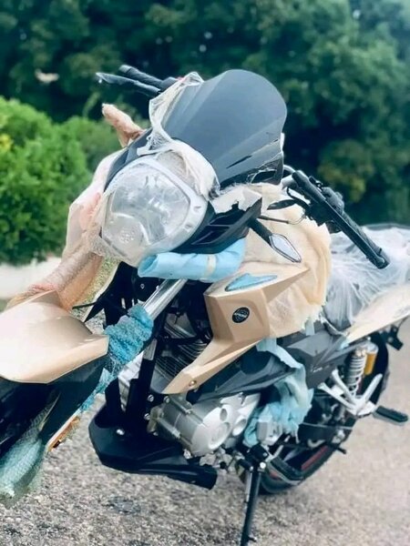 Moto sportive élégante