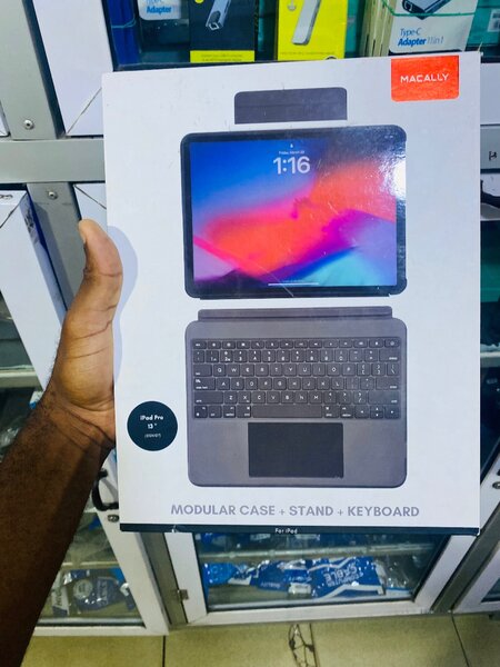 iPad Pro Case with keyboard