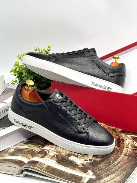 Quality fashion shoes