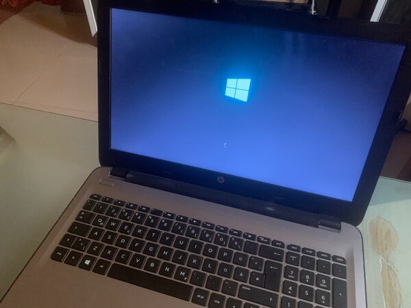 HP LAPTOP