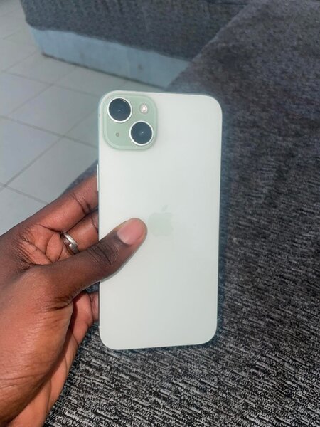 iPhone 15
