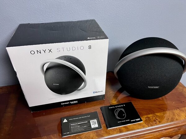 Harman Kardon Onyx Speaker