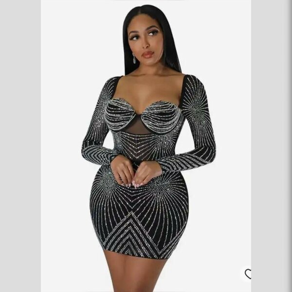 Belle robe perlée
