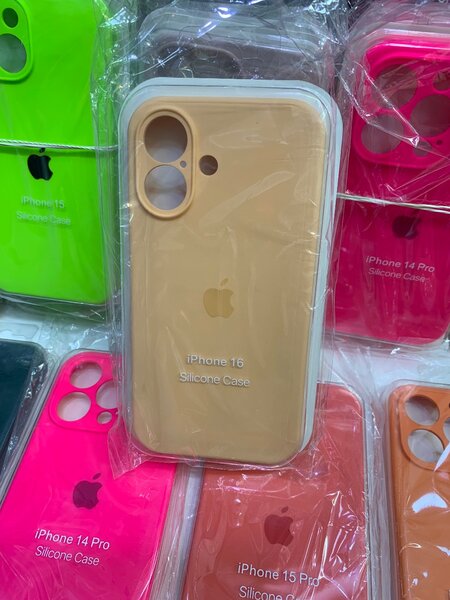 Coques protège silicone iPhone 12.16.14.13.11.15