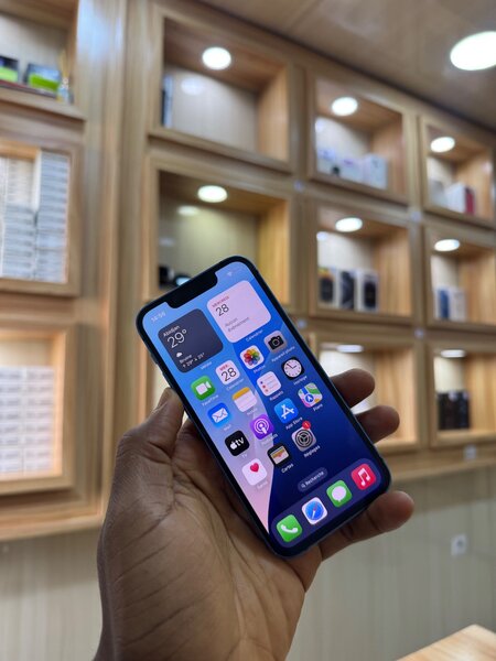 iPhone 13 mini