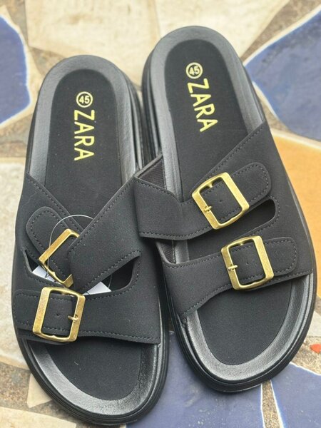 Sandale