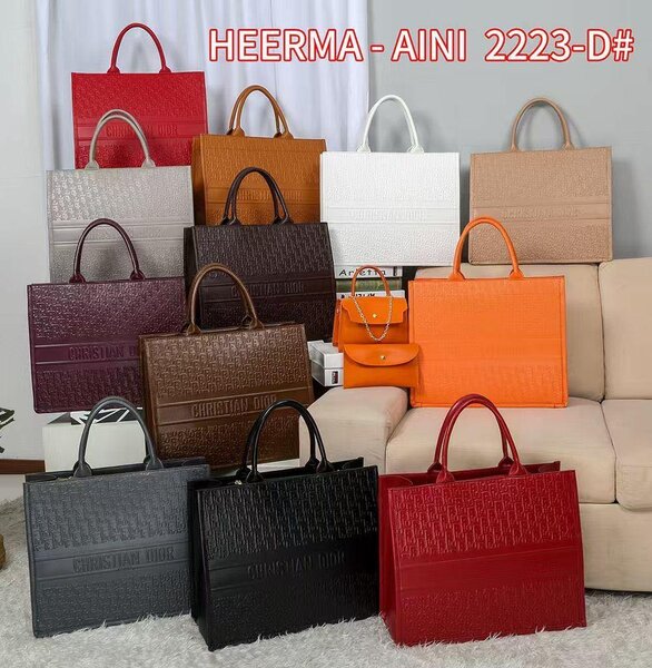 Ladies handheld bag