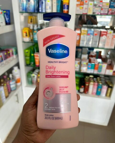 Vaseline daily brightening lotion