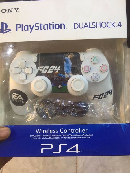 PS4 wireless controllers