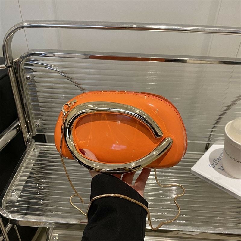 Sac à main élégant brillant