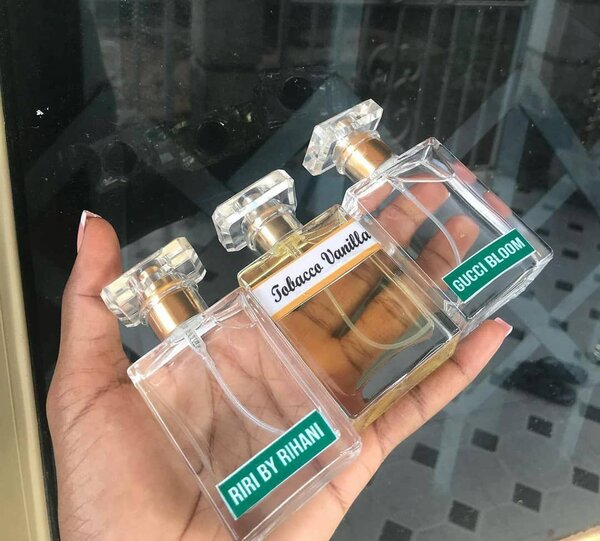 Perfume oil