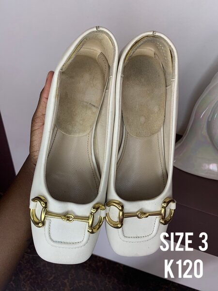 Thrift shoes