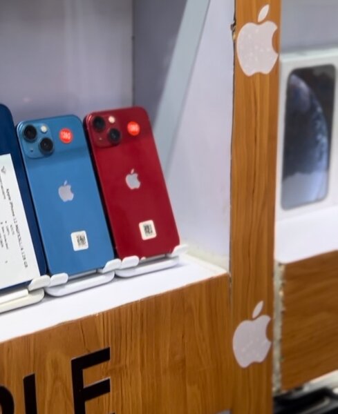 iPhone 13 mini
