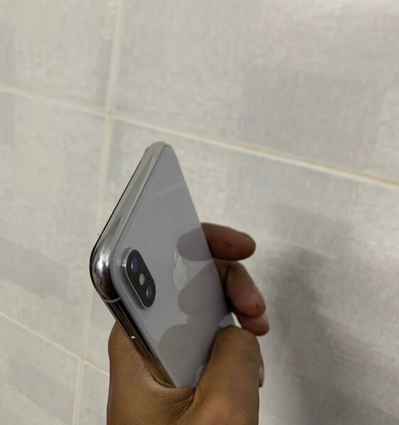 iPhone X
