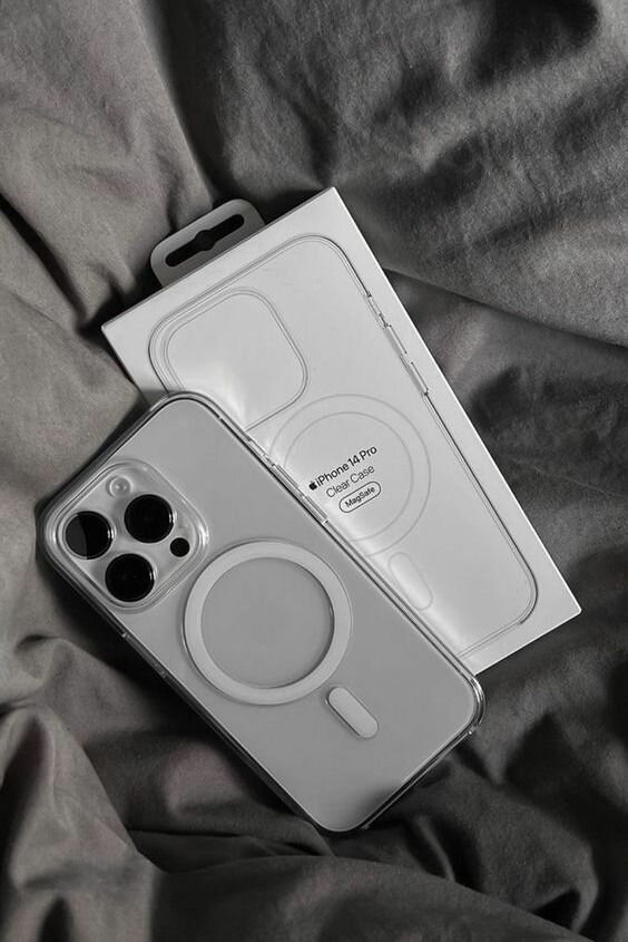 Magsafe clear case