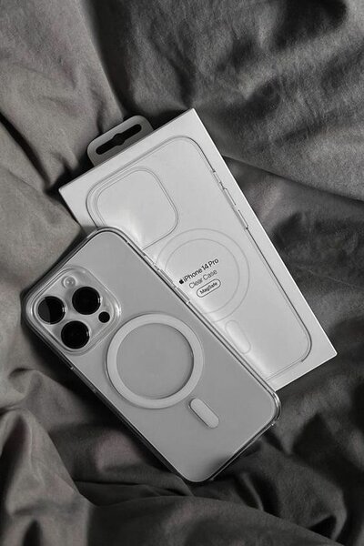 Magsafe clear case