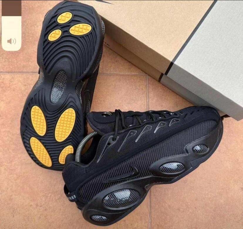 Chaussures de sport noires homme