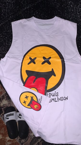 Armless t shirt