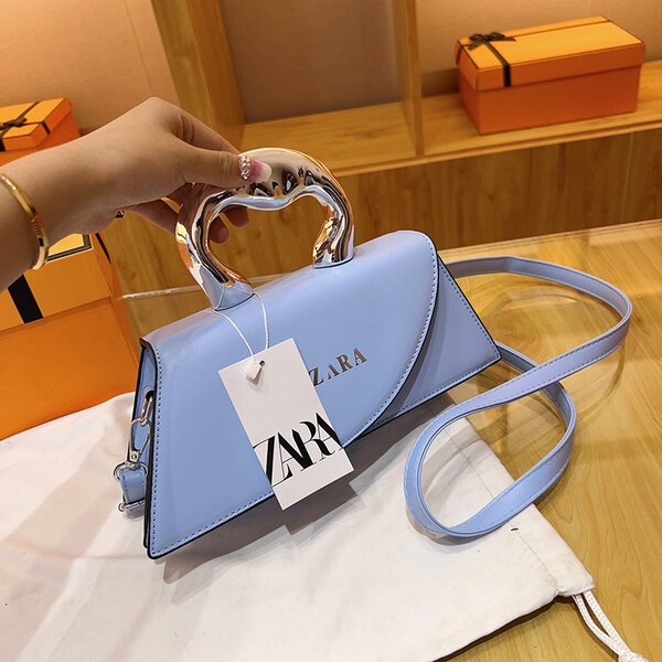 Hand bag